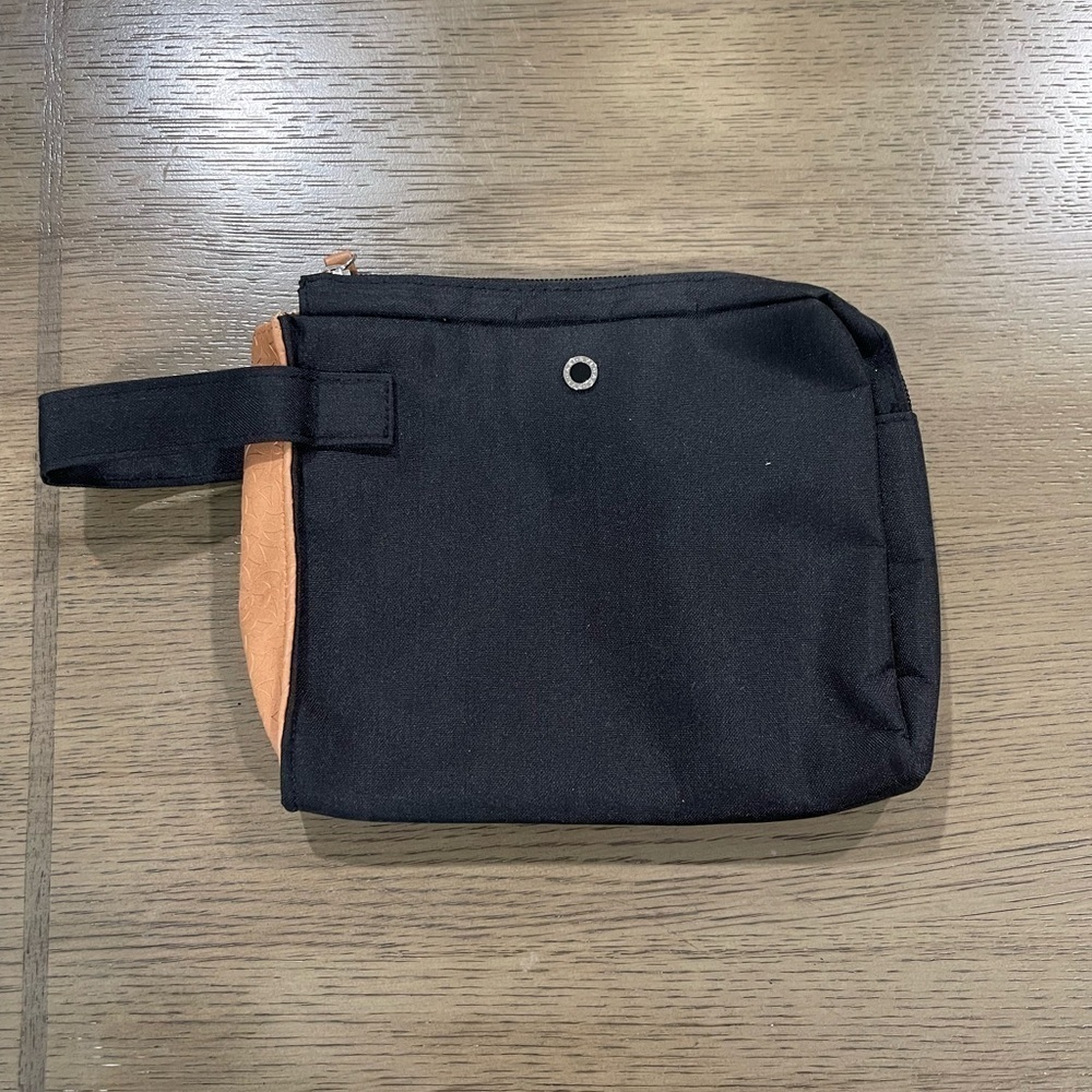 BVLGARI Parfums Emirates Zip Pouch Bag Make-Up Toiletries Travel Clutch 8" x 7"